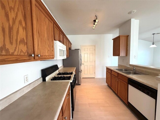 Foto del edificio - 917 Elderberry Tea Cove