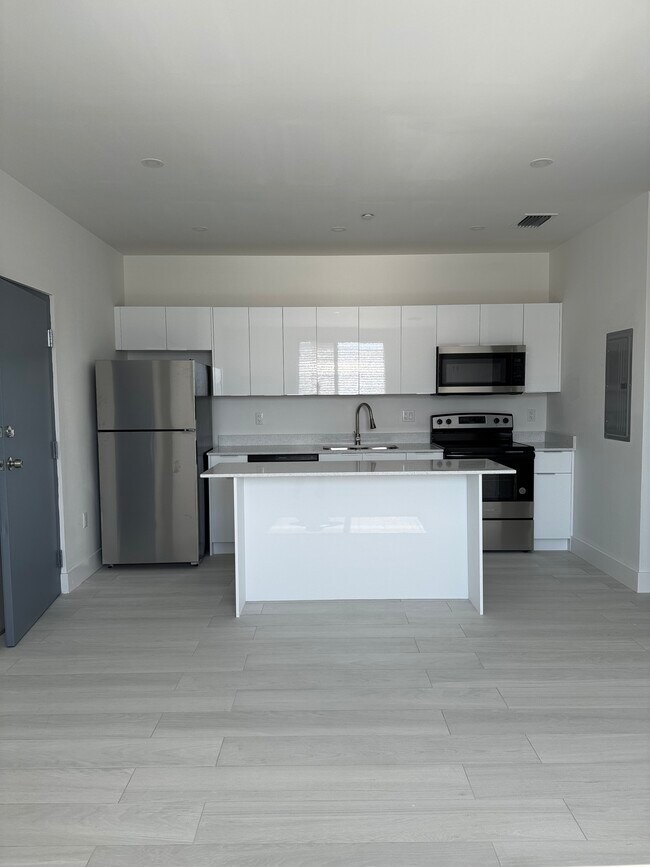 Foto del edificio - 909 E 24th St