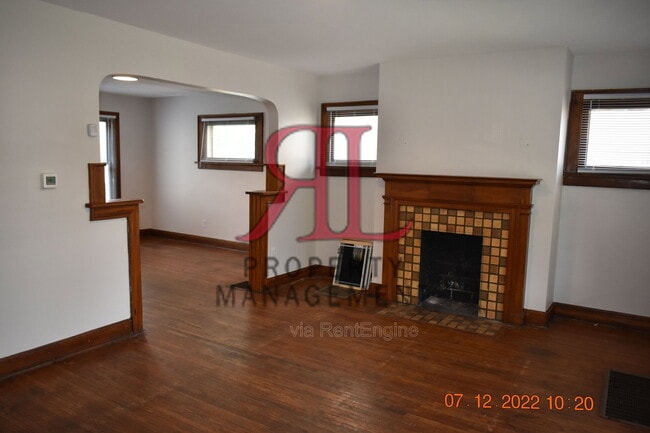Foto del edificio - 765 E Deshler Ave