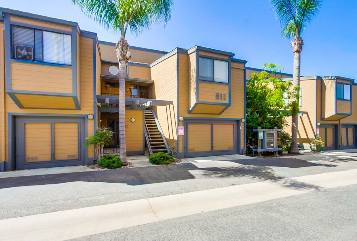Foto principal - Prime Carlsbad Location - Available July 2025
