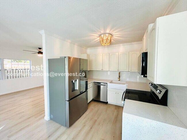 Foto del edificio - 3032 56th St S