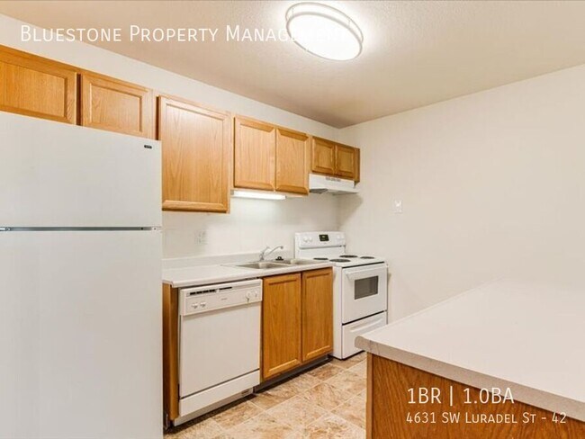 Foto del edificio - 4631 SW Luradel St