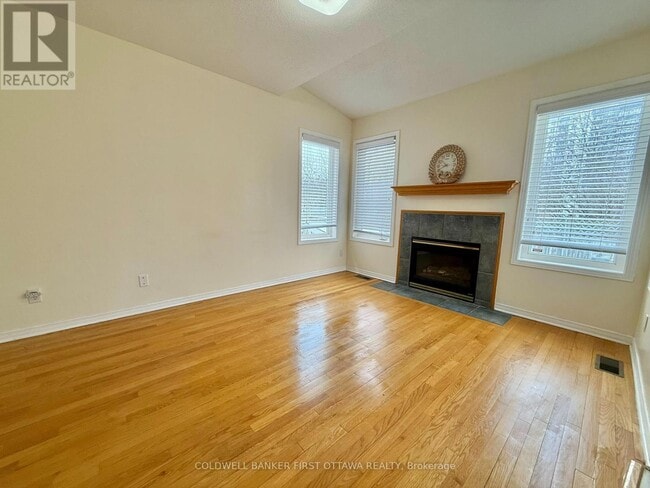 Building Photo - 70 Trump Ave