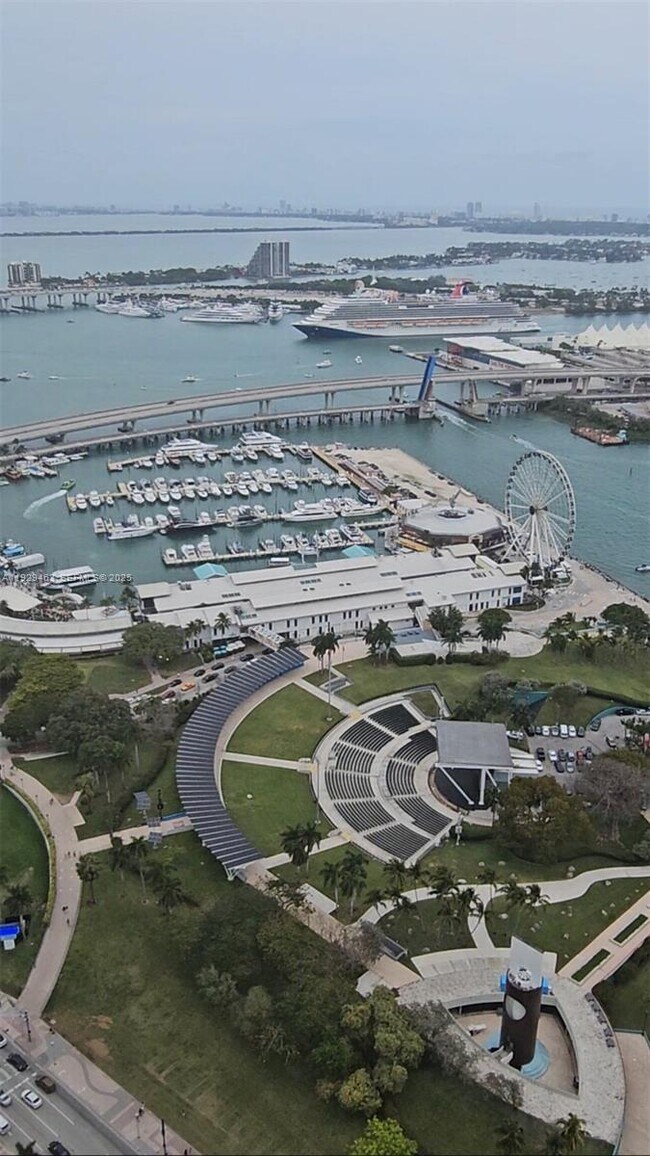 Foto del edificio - 50 Biscayne Blvd