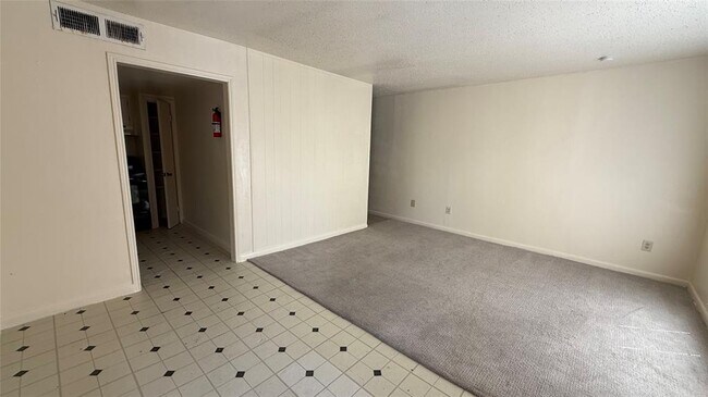Foto del edificio - 2606 Beatty St