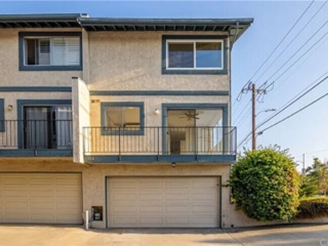 Foto del edificio - 764 N Glendora Ave