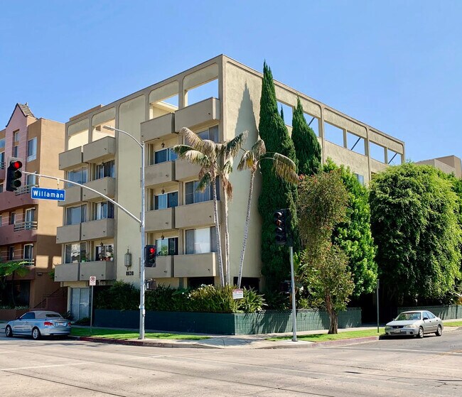 Foto del edificio - 8630 Burton Way