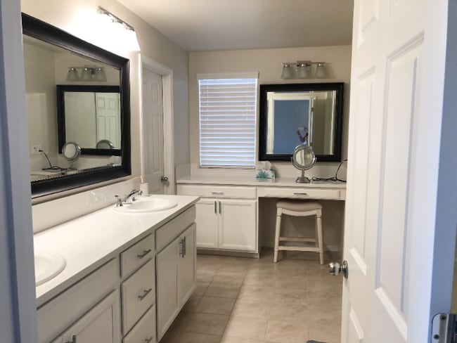 Foto del edificio - 16726 Pickett Ln