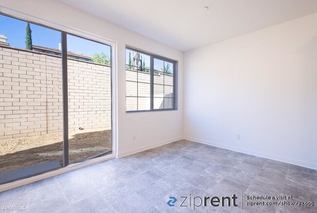 Building Photo - 4 br, 3 bath House - 36593 Diego Spgs Ave,...