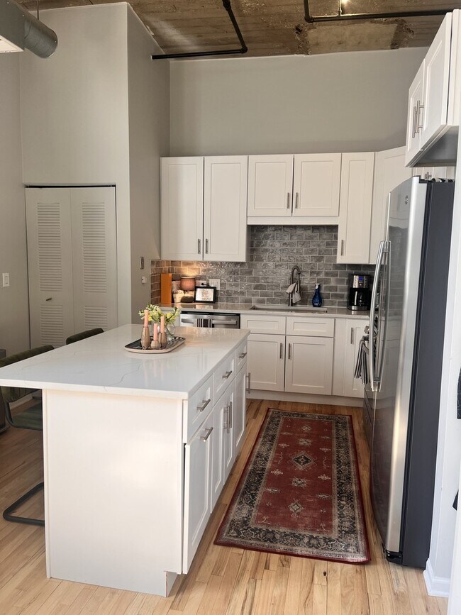 Foto del edificio - 758 N Larrabee St