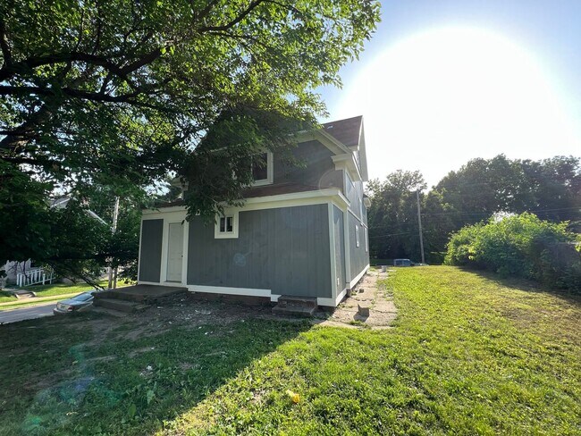 Foto del edificio - 2601 N 13th St