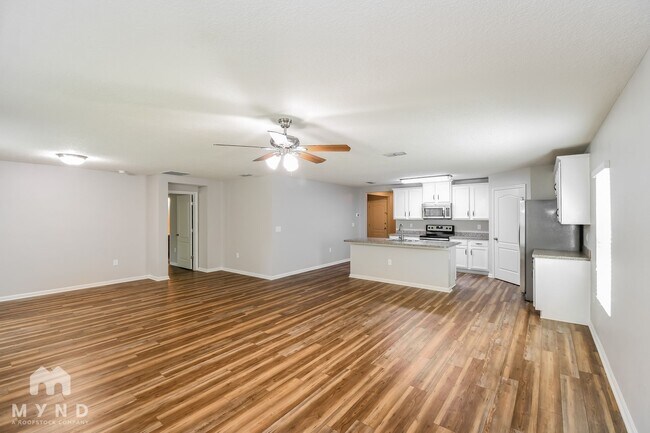 Foto del edificio - 11892 Carson Lake Dr W