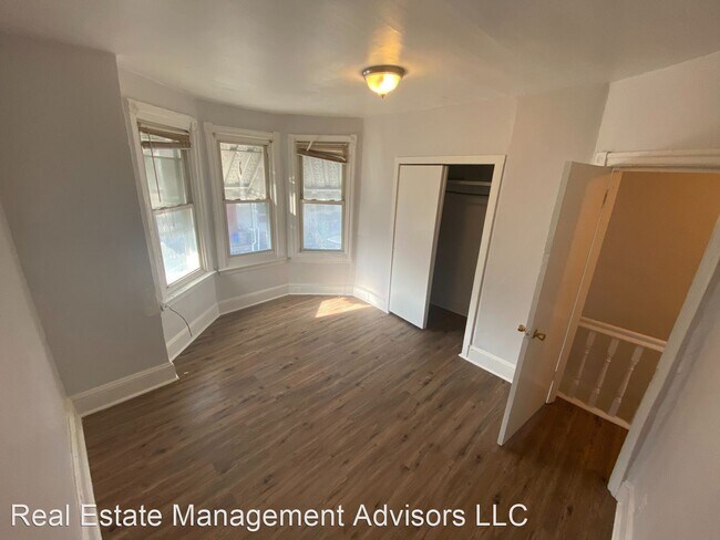 Building Photo - 2 br, 1 bath House - 235 N. Avondale St.