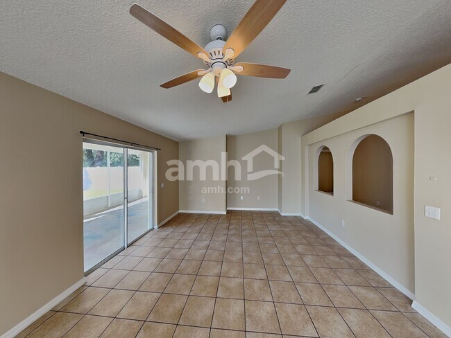 Building Photo - 1159 Macon Dr