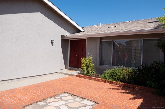 Foto del edificio - 4490 Cather Ave