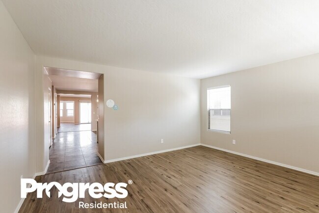 Foto del edificio - 3140 W St Kateri Dr