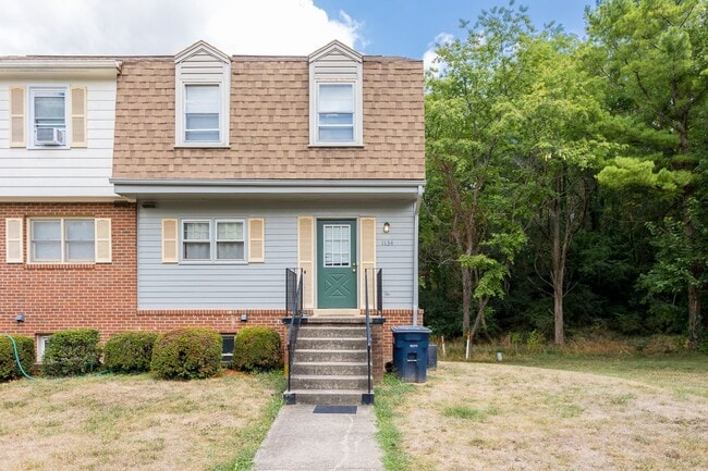 Photo - 1134 Mountain View Dr Townhome