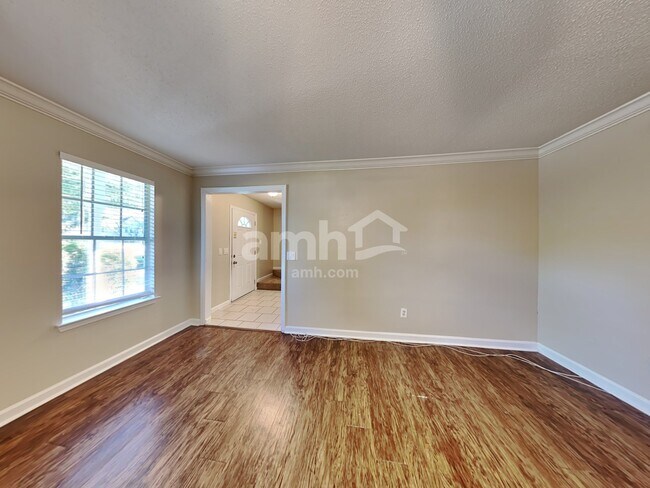 Foto del edificio - 131 The Esplanade Way SW