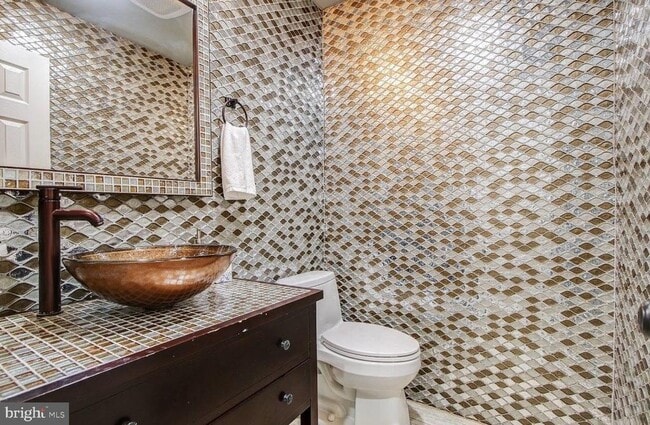 Foto del edificio - 4415 Bradley Ln