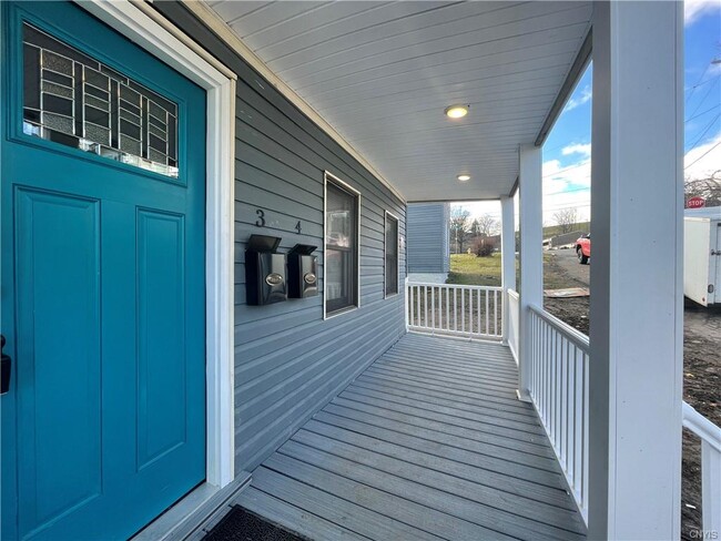 Building Photo - 207 W Marcellus St