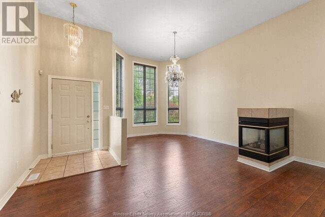 Building Photo - 1544 Imperial Crescent