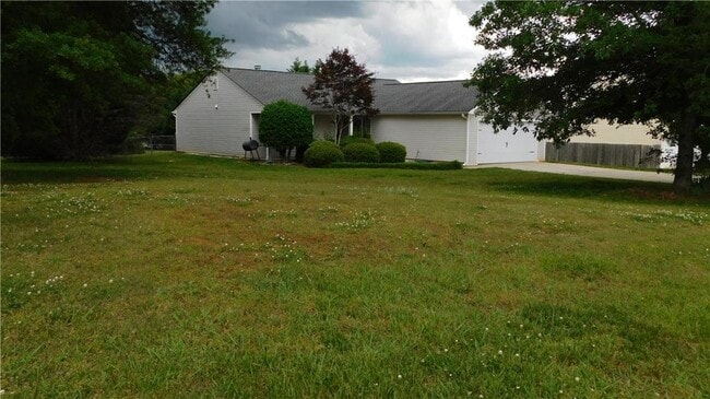 Building Photo - 1562 Langdon Park Dr