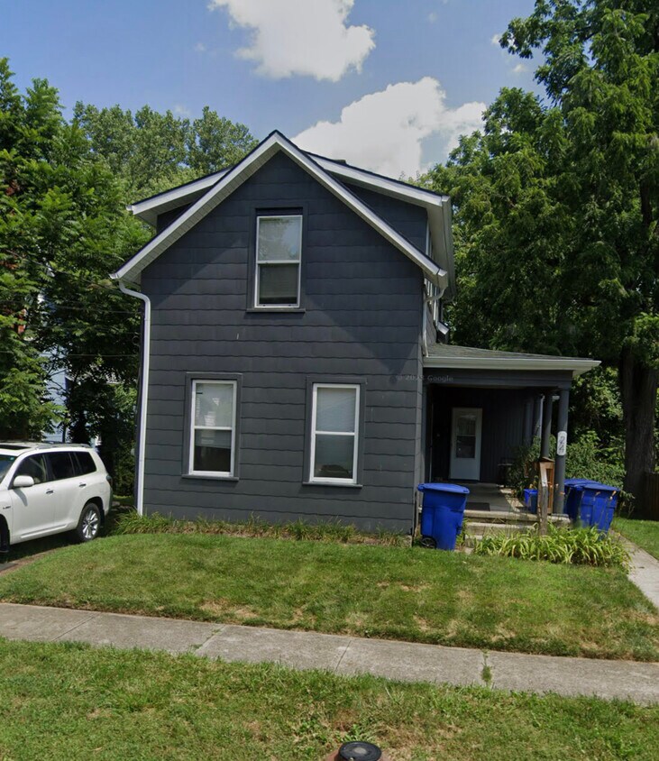 Building Photo - 24 Blymer St