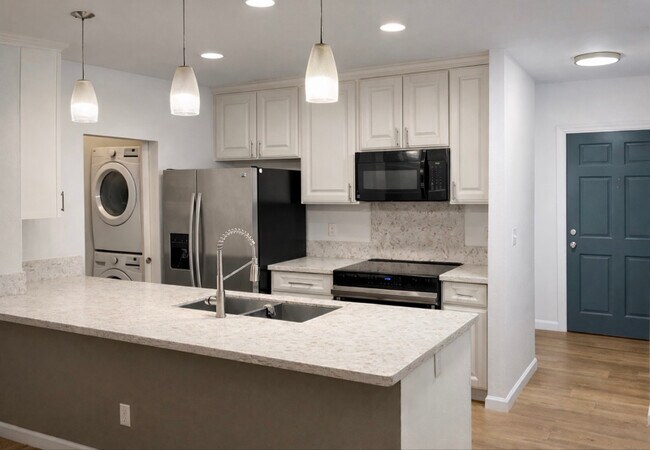 Foto del edificio - 95-833-833 Wikao St