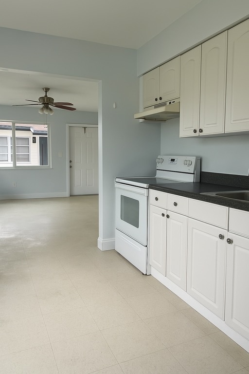 Building Photo - 4060 SW 58th Ter