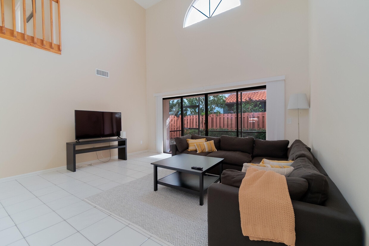Foto principal - 13506 Fountain View Blvd
