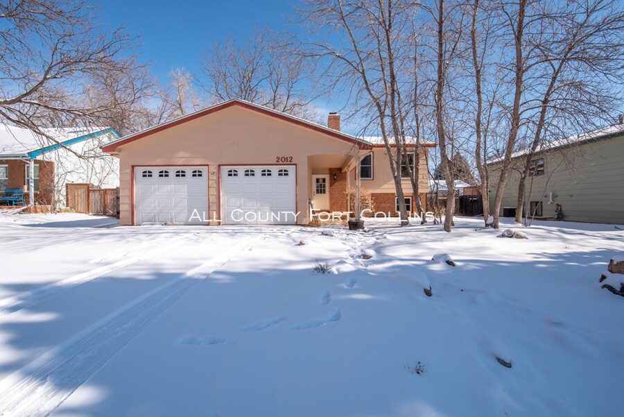 Primary Photo - Great Home, Great Location!