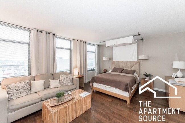 Foto del edificio - 353 N Desplaines St