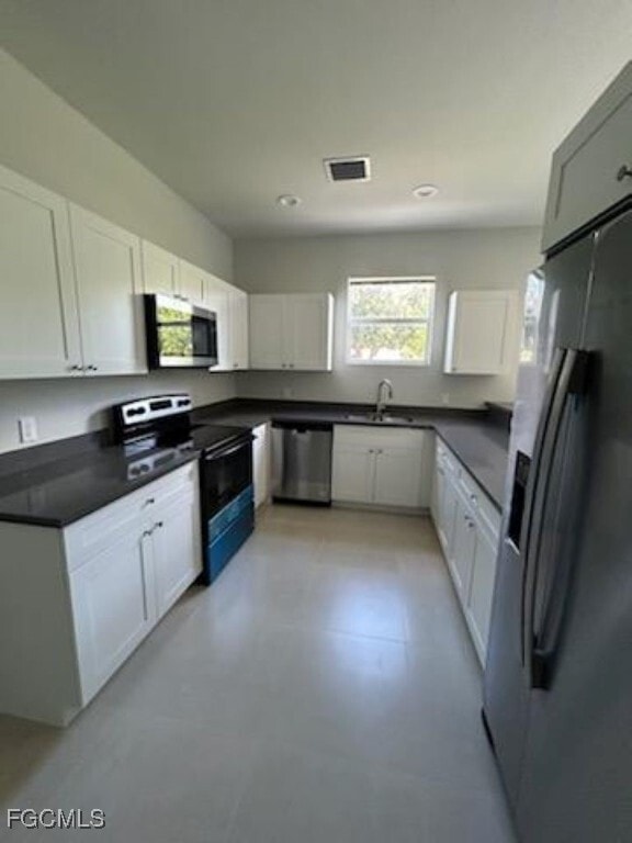 Foto del edificio - 1027 Sweet Lake Cir