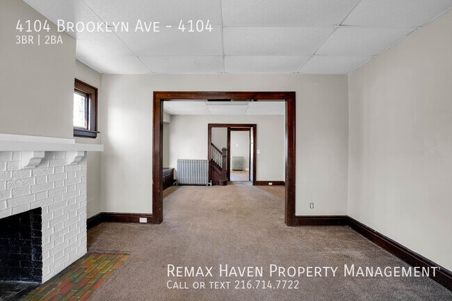 Building Photo - 4104 Brooklyn Ave, Cleveland- Spacious 3 b...
