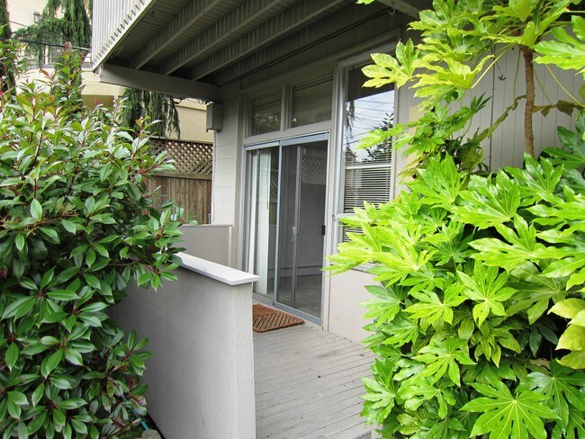 Foto del edificio - 714 1st St S