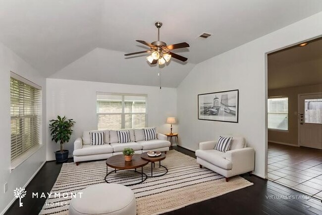 Building Photo - 1015 Bahia Vista Dr