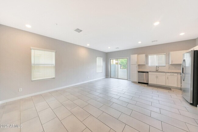 Foto del edificio - 8323 N 22nd Dr