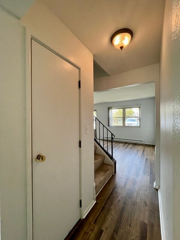 Foto del edificio - 765 N Macomb St