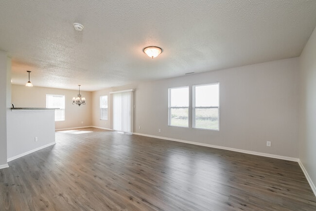 Building Photo - 1416 King Maple Dr