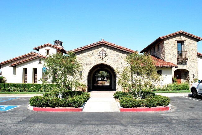 Building Photo - 27266 Baviera Way