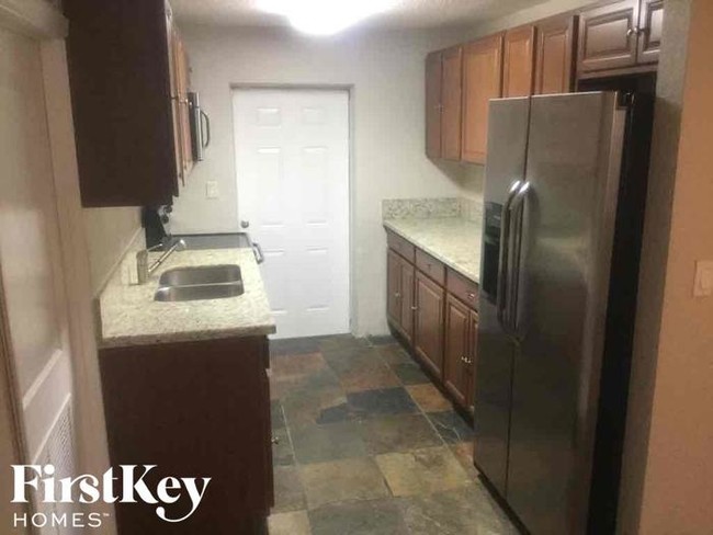 Foto del edificio - 1417 NE 27th St