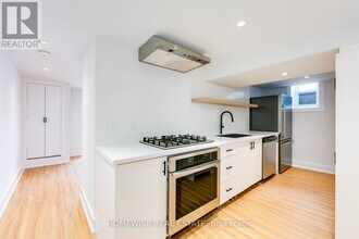 Building Photo - 103-103 Malvern Ave