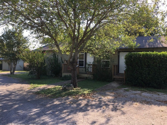 Primary Photo - 5216 McCarty Ln