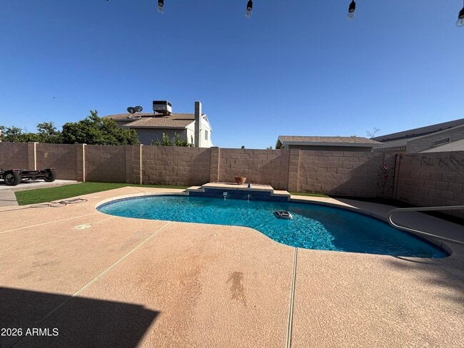 Foto del edificio - 11322 N 69th Dr