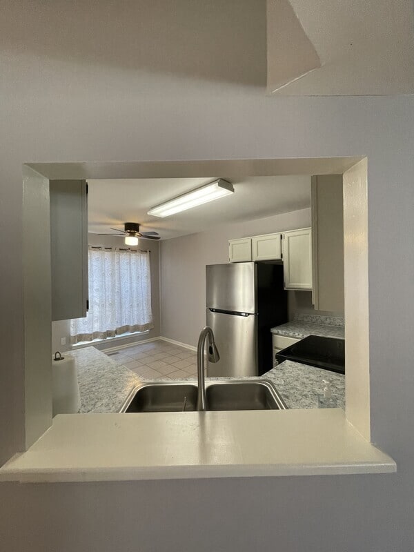 Building Photo - 8538 Westerman Cir