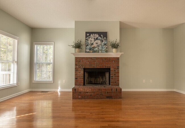 Foto del edificio - Available Now in Chadwick Shores