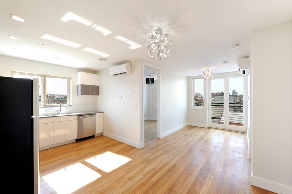 Foto principal - 181 Tompkins Ave