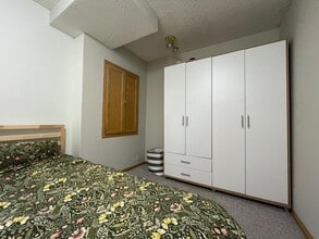 Building Photo - 468 Douglas Glen Pt SE