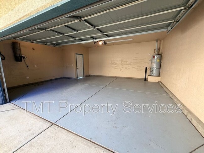 Foto del edificio - 10085 Mosaic Way