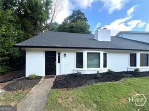 Building Photo - 595 Macon Hwy